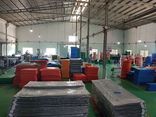 Nhà xưởng - Chi Nhánh Bắc Ninh - Công Ty TNHH Sản Xuất Thương Mại Xuất Nhập Khẩu Phú Đình